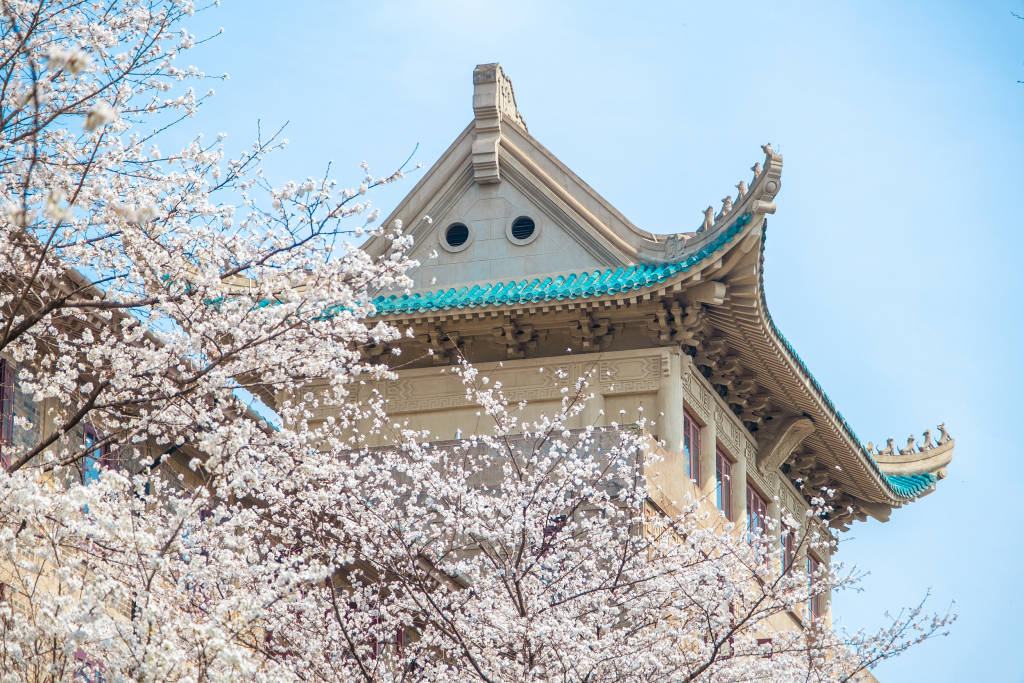 皇冠app_“天下再次重武汉”皇冠app！武汉因何而“重”？